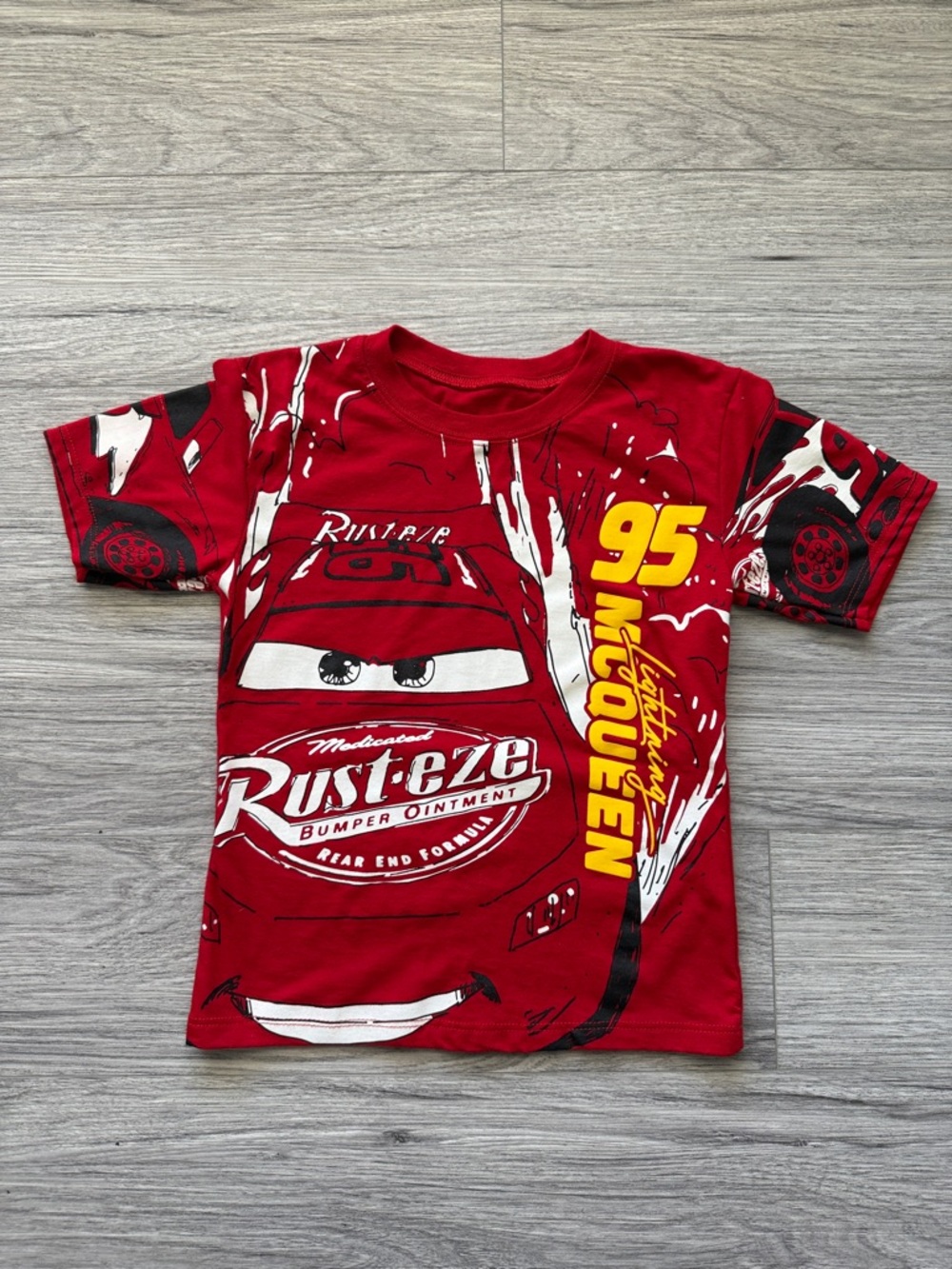 Disney Pixar Cars Lightning McQueen Red Graphic Tee Size 5/6